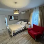 Marina Apartment *
