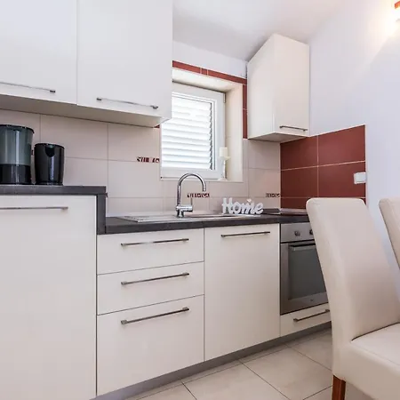 Marina Apartamento Zadar