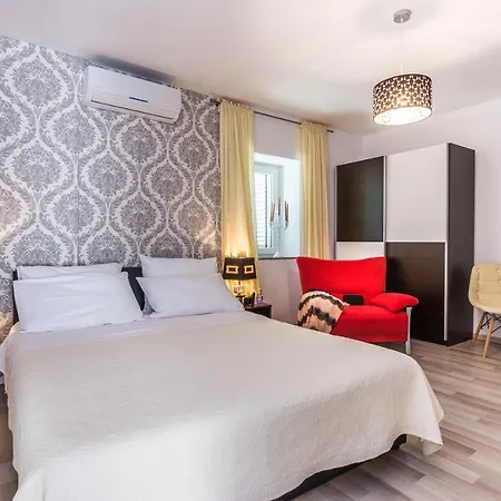 Marina Apartment